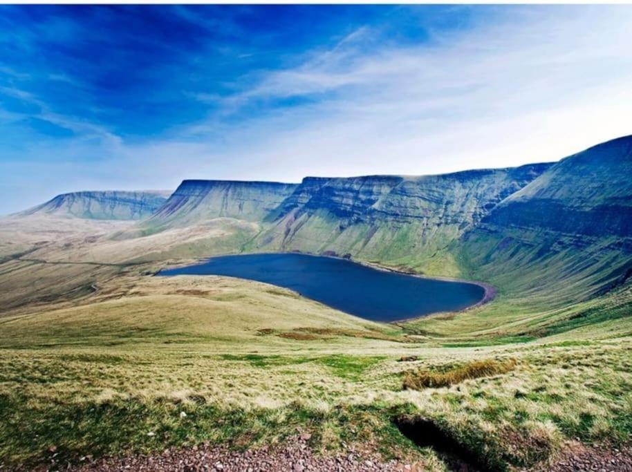 Perfect Cottage Retreat Near The Brecon Beacons Llanwrda Eksteriør bilde