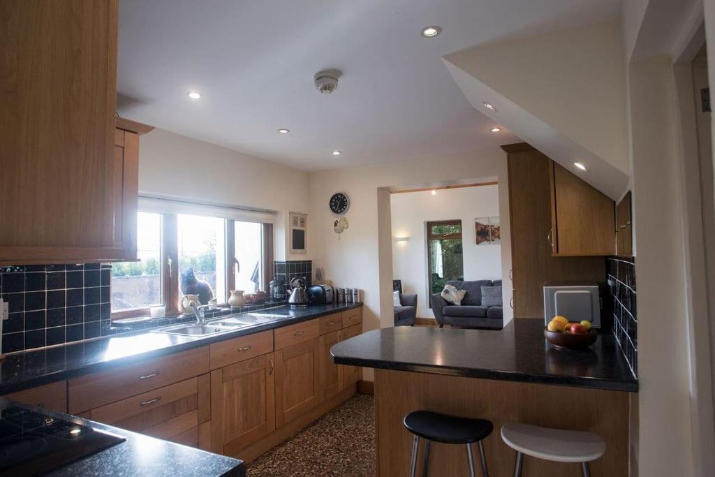 Perfect Cottage Retreat Near The Brecon Beacons Llanwrda Eksteriør bilde